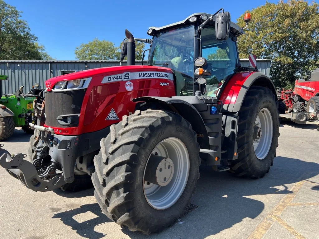 2019 Massey Ferguson 8740S Dyna-VT Tractor for sale in Littleport, Cambridgeshire