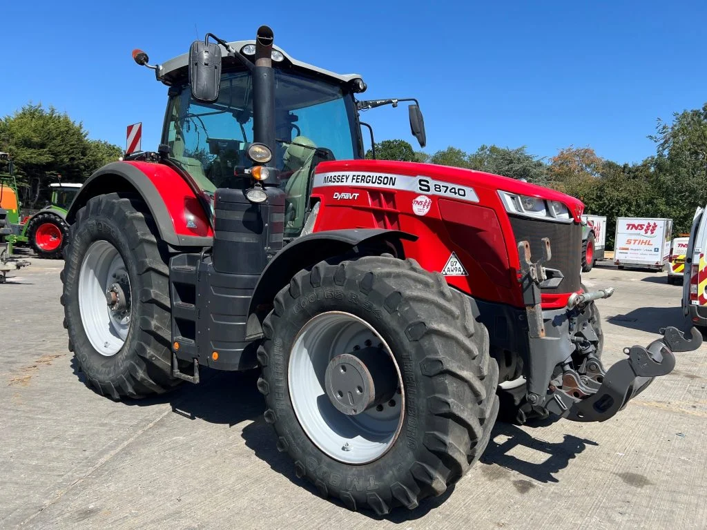 2019 Massey Ferguson tractor for sale in Littleport, Cambridgeshire — photo 2