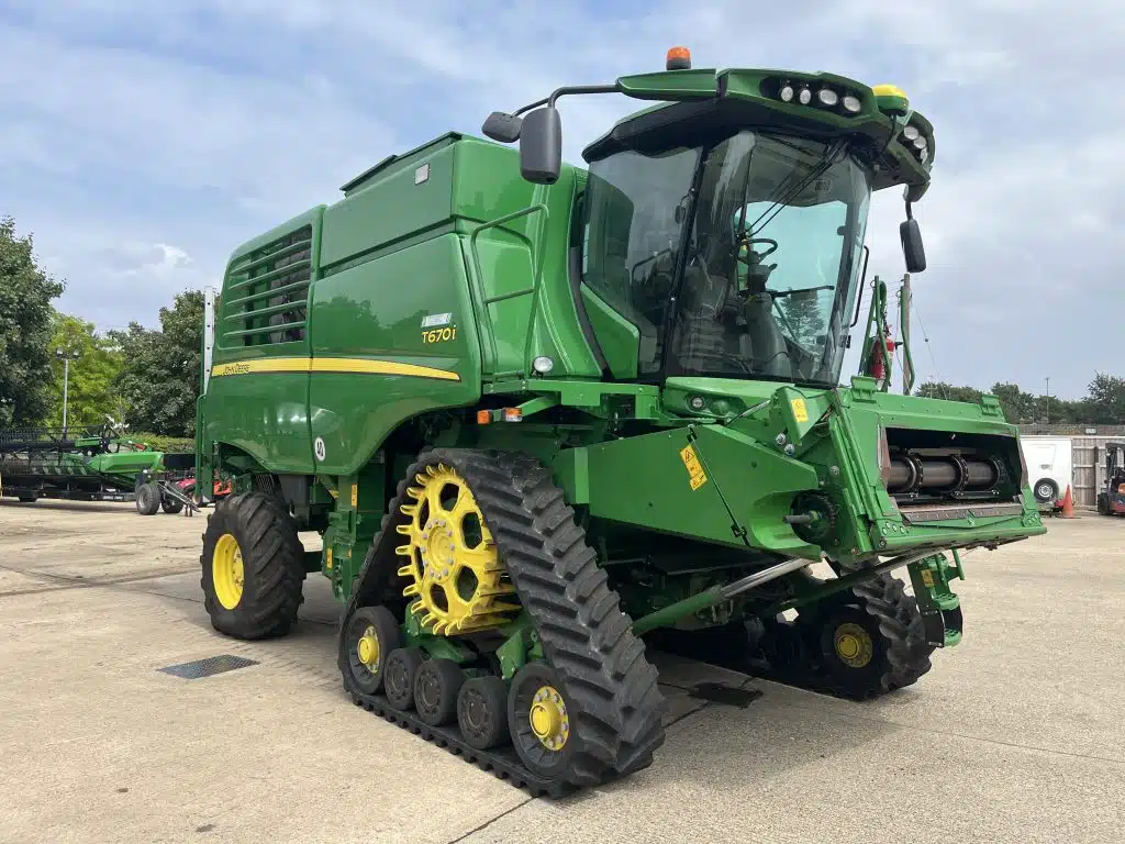 2019 John Deere combine for sale in Littleport, Cambridgeshire — photo 7