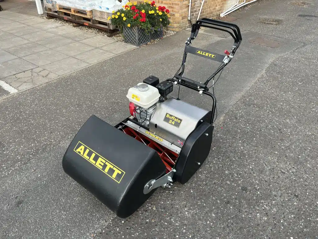 2023 Allett mower for sale in Littleport, Cambridgeshire — photo 2