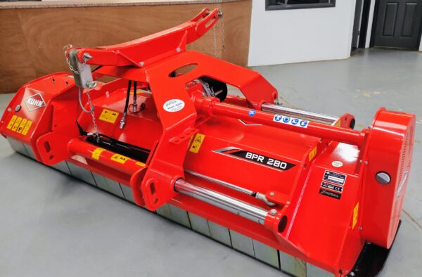 Kuhn mower for sale in Tolvaddon, Camborne, Cornwall