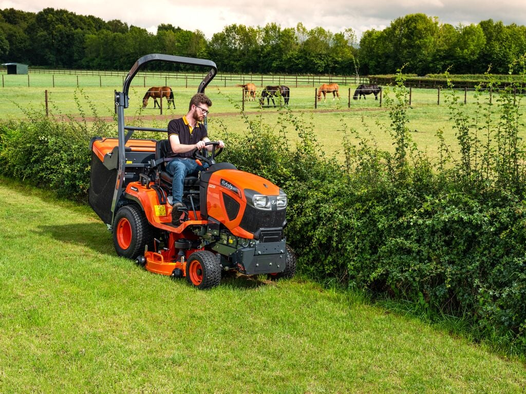 2026 Kubota mower for sale in Littleport, Cambridgeshire — photo 3