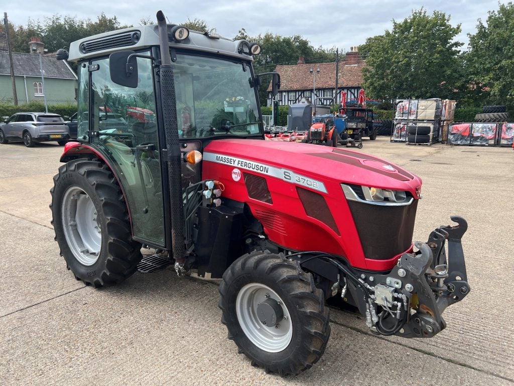 2018 Massey Ferguson tractor for sale in Littleport, Cambridgeshire — photo 2