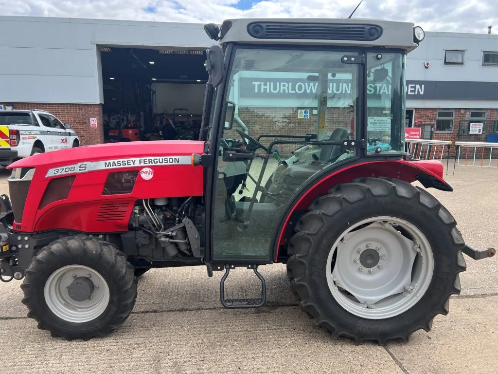 2018 Massey Ferguson tractor for sale in Littleport, Cambridgeshire — photo 3