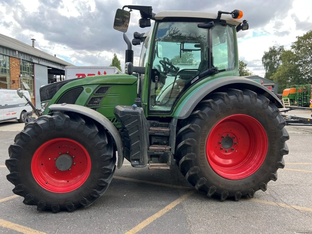2017 Fendt tractor for sale in Littleport, Cambridgeshire — photo 4