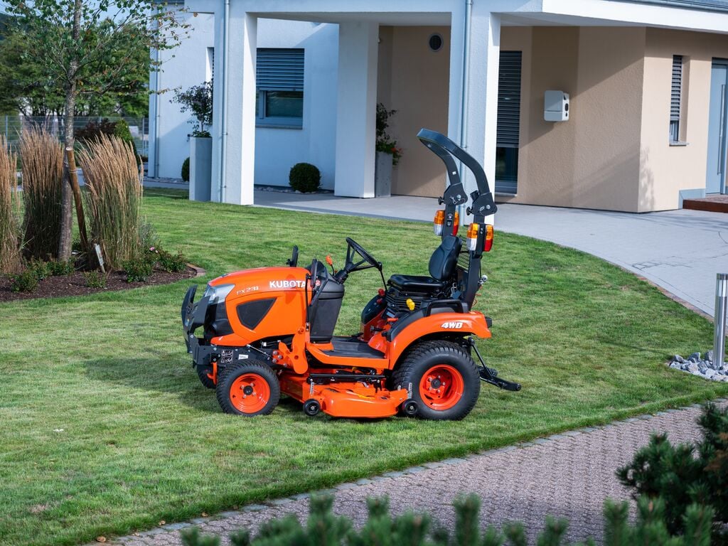 2026 Kubota mower for sale in Littleport, Cambridgeshire — photo 2