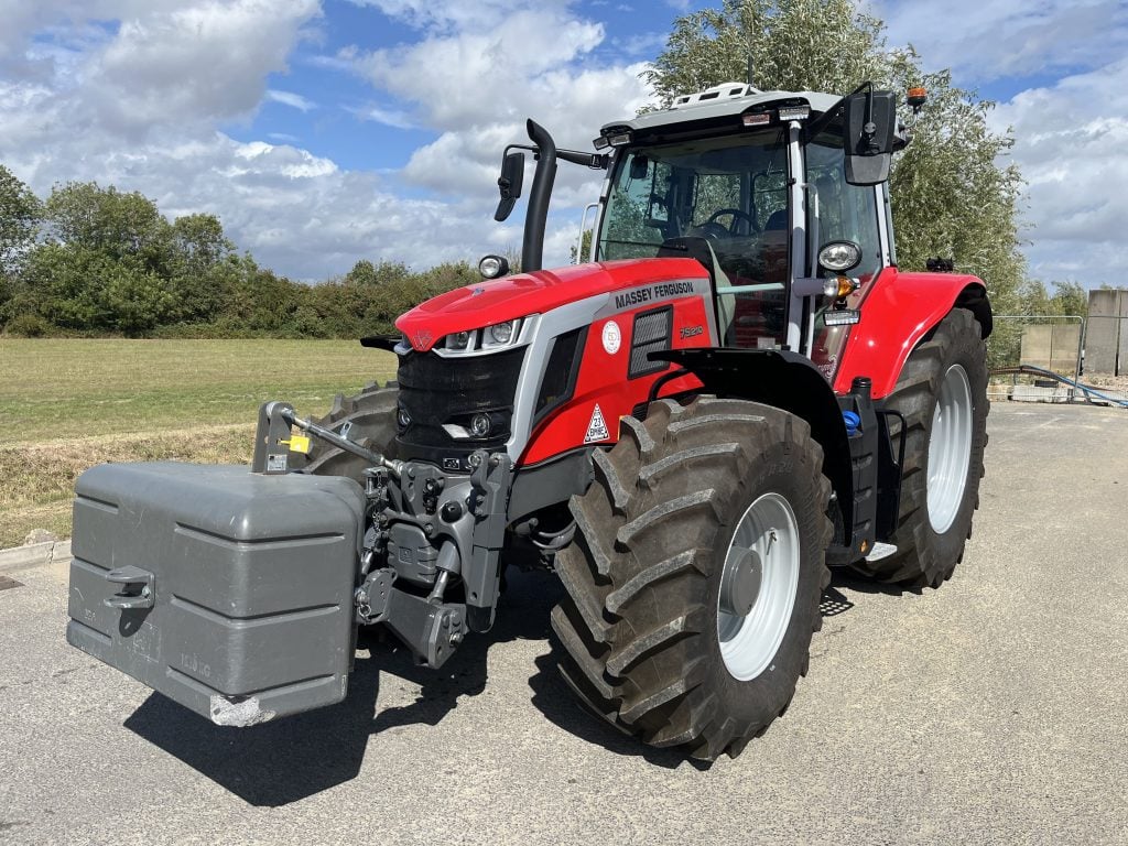 2025 Massey Ferguson 7S.210 Dyna-VT Exclusive Spec Tractor for sale in Littleport, Cambridgeshire
