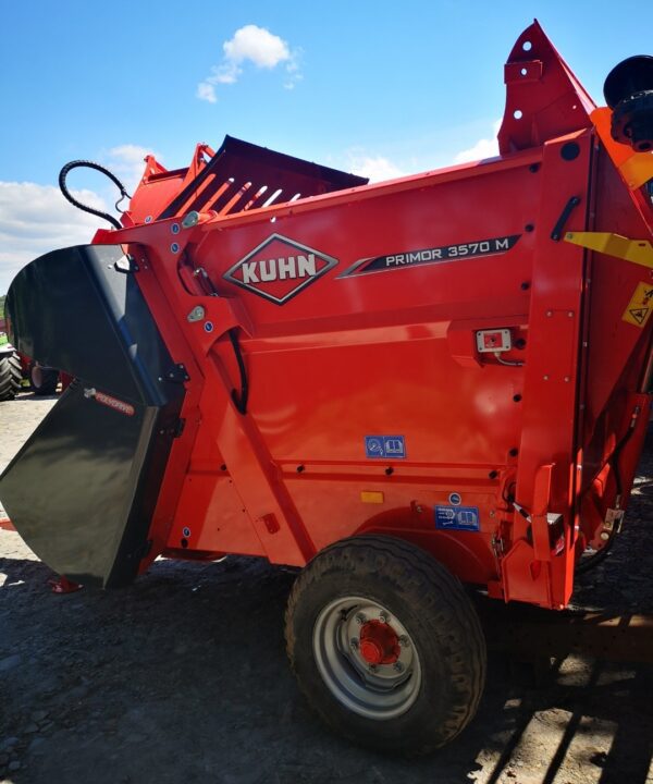 Kuhn muck & slurry for sale in Tolvaddon, Camborne, Cornwall