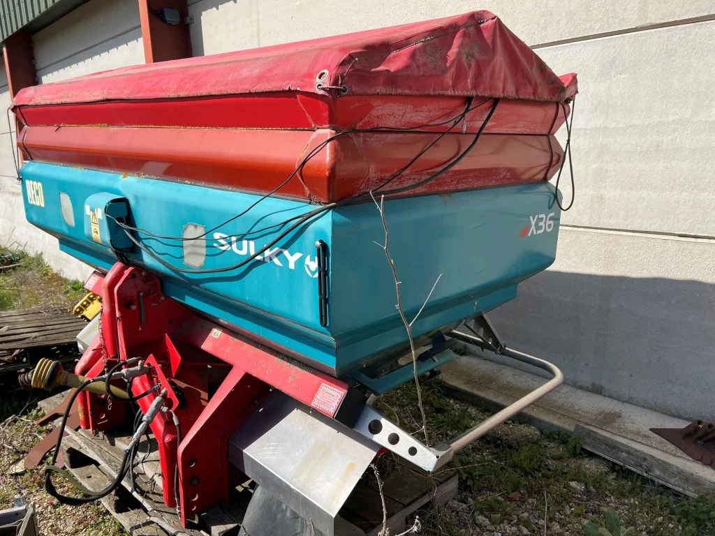 Sulky sprayer for sale in Littleport, Cambridgeshire — photo 5