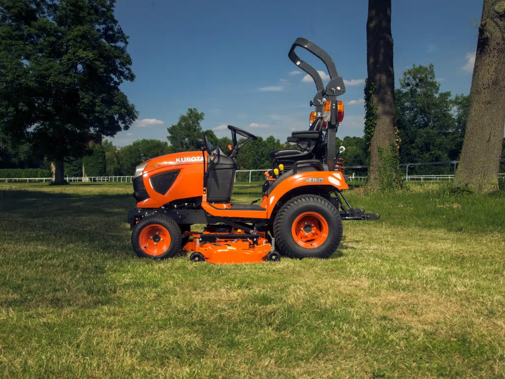 2026 Kubota mower for sale in Littleport, Cambridgeshire — photo 2