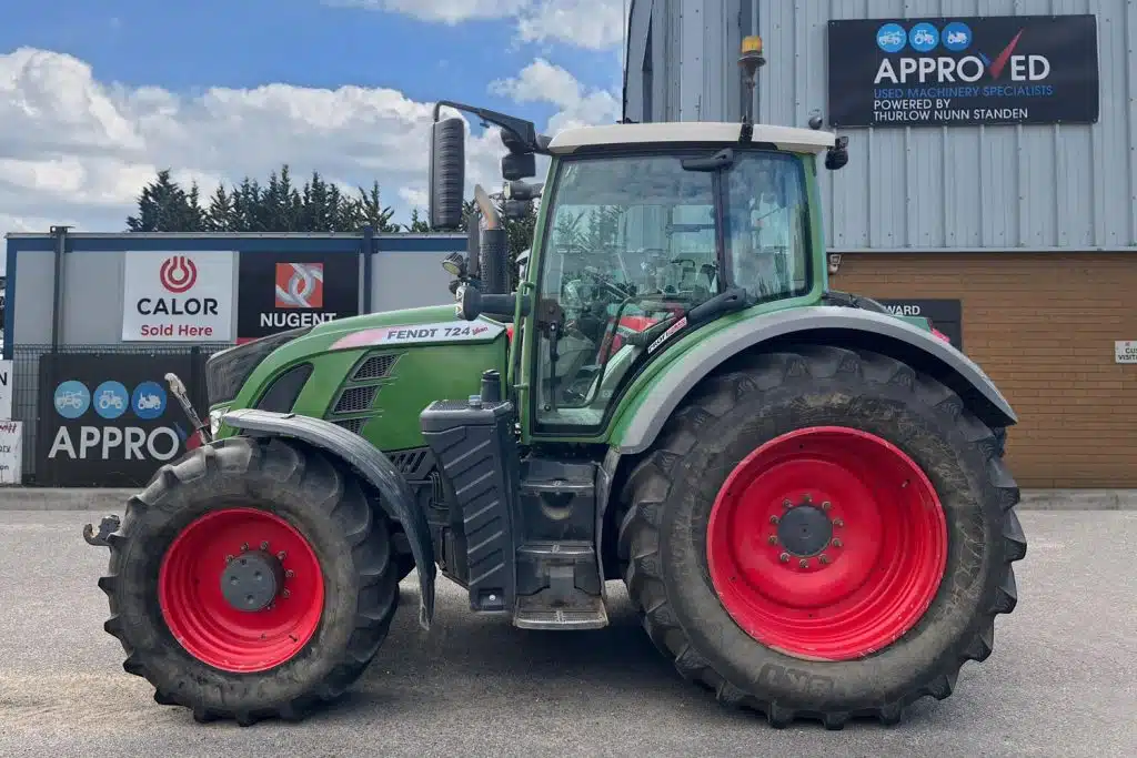 2019 Fendt tractor for sale in Littleport, Cambridgeshire — photo 2
