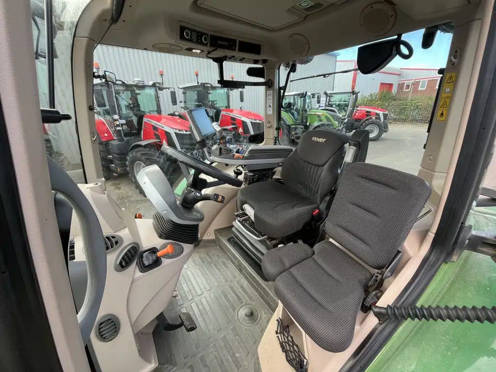 2019 Fendt tractor for sale in Littleport, Cambridgeshire — photo 10