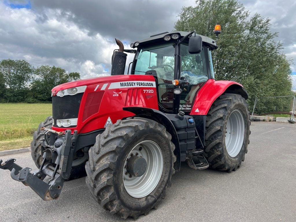 2017 Massey Ferguson 7720 Dyna-VT Tractor for sale in Littleport, Cambridgeshire