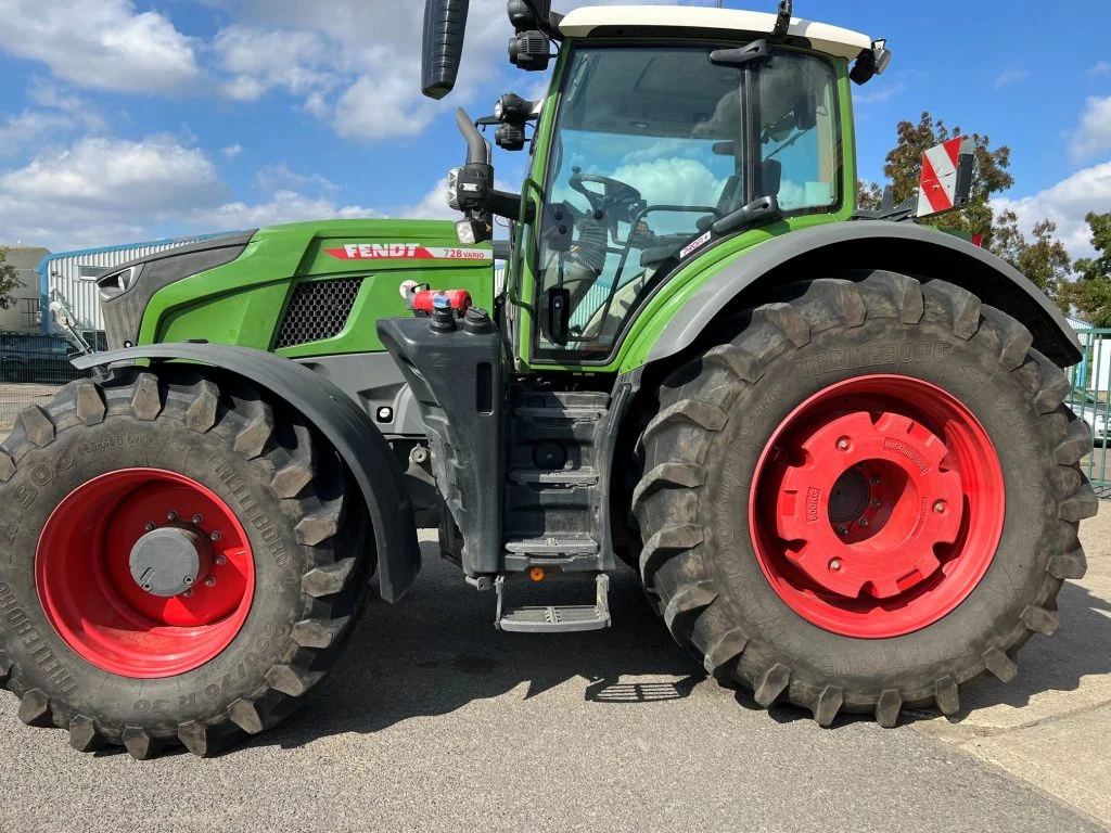 2023 Fendt tractor for sale in Littleport, Cambridgeshire — photo 2