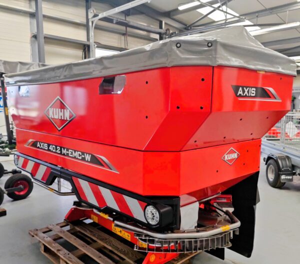 Kuhn muck & slurry for sale in Tolvaddon, Camborne, Cornwall