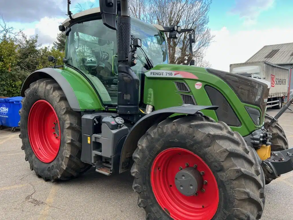 2019 Fendt tractor for sale in Littleport, Cambridgeshire — photo 2