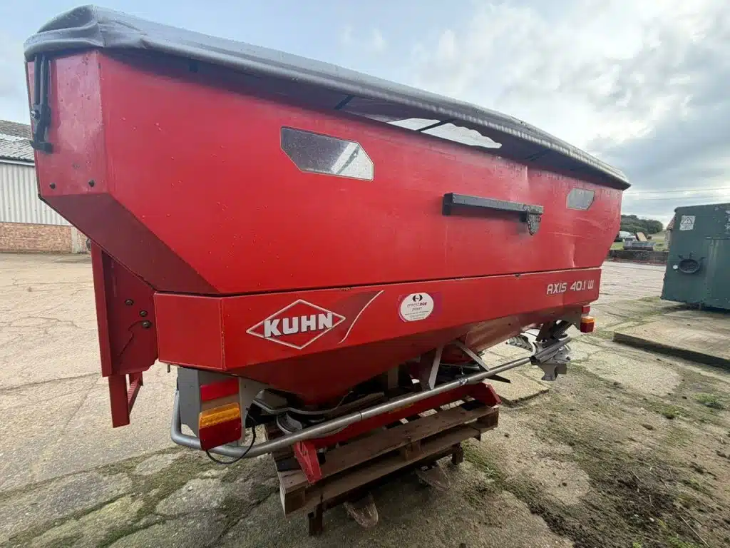 Kuhn AXIS 40.1 W Fertiliser Spreader for sale in Littleport, Cambridgeshire
