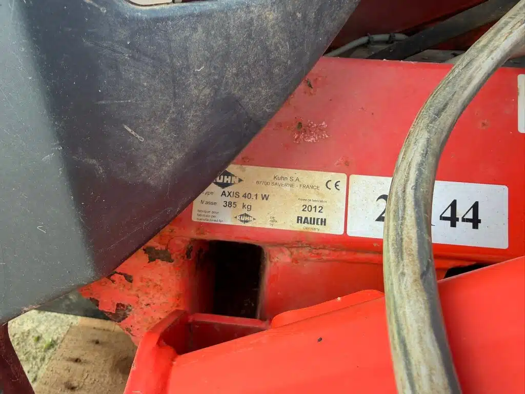 Kuhn sprayer for sale in Littleport, Cambridgeshire — photo 6