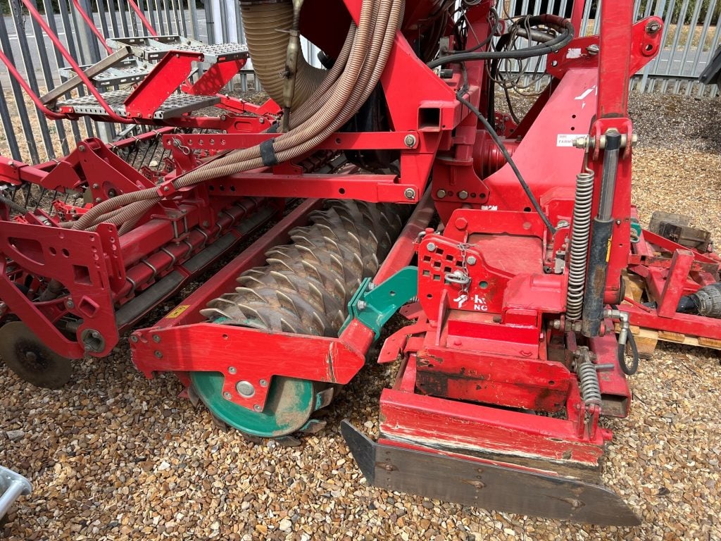 2017 Kverneland seed drill for sale in Littleport, Cambridgeshire — photo 6