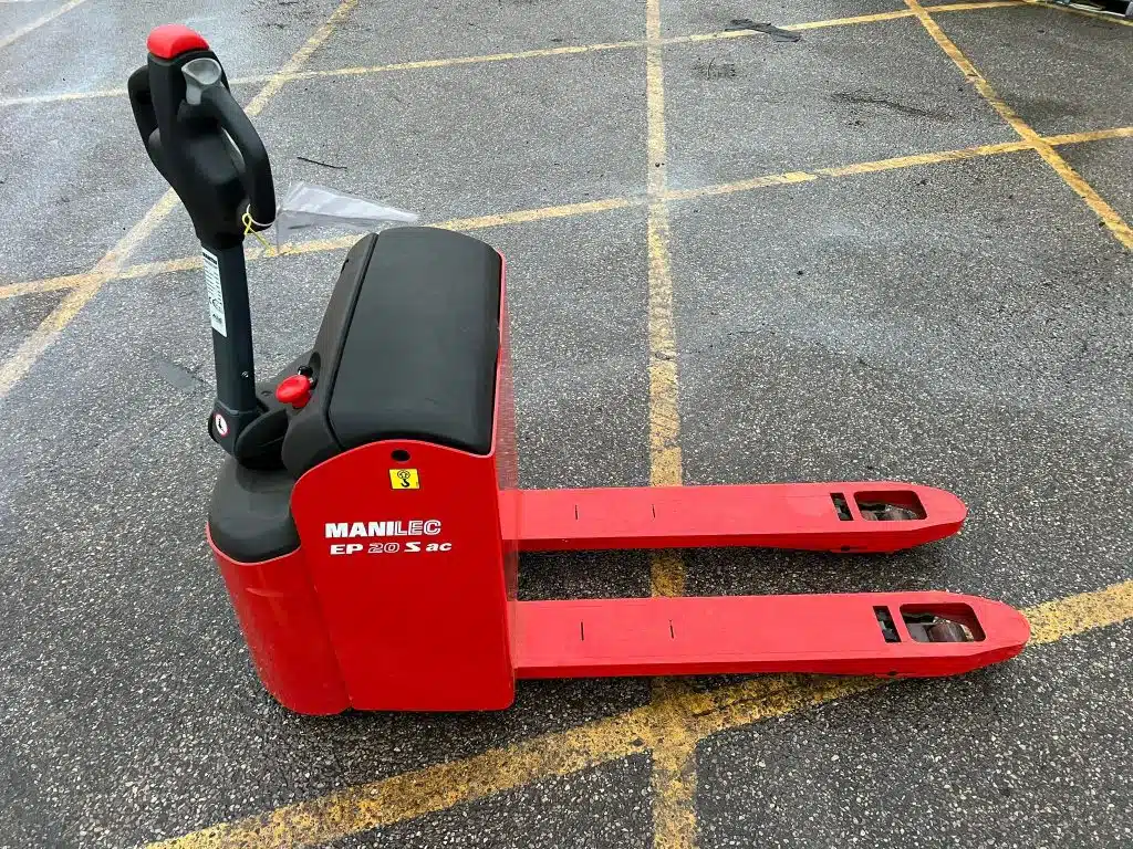 2022 Manitou telehandler for sale in Littleport, Cambridgeshire — photo 3