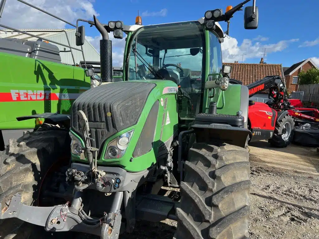 2016 Fendt tractor for sale in Littleport, Cambridgeshire — photo 3