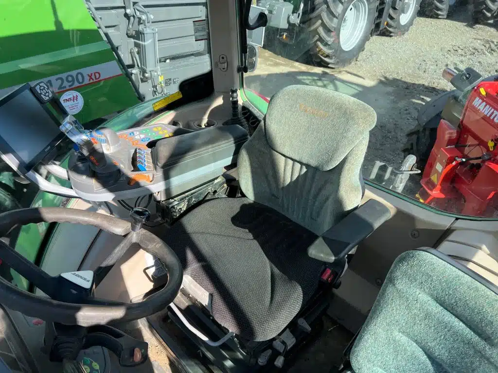 2016 Fendt tractor for sale in Littleport, Cambridgeshire — photo 9