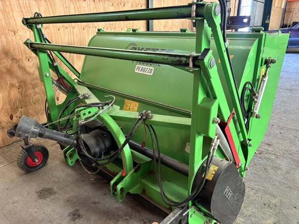 Ryetec 1800 CHE tractor for sale in Thetford, Norfolk — photo 2